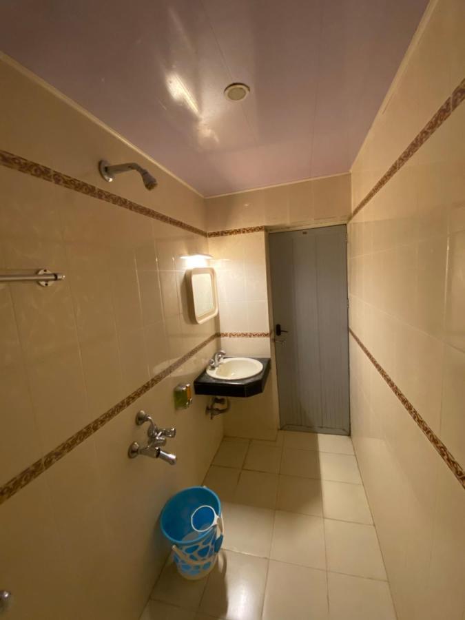 Hotel Venus Utakamand Zewnętrze zdjęcie
